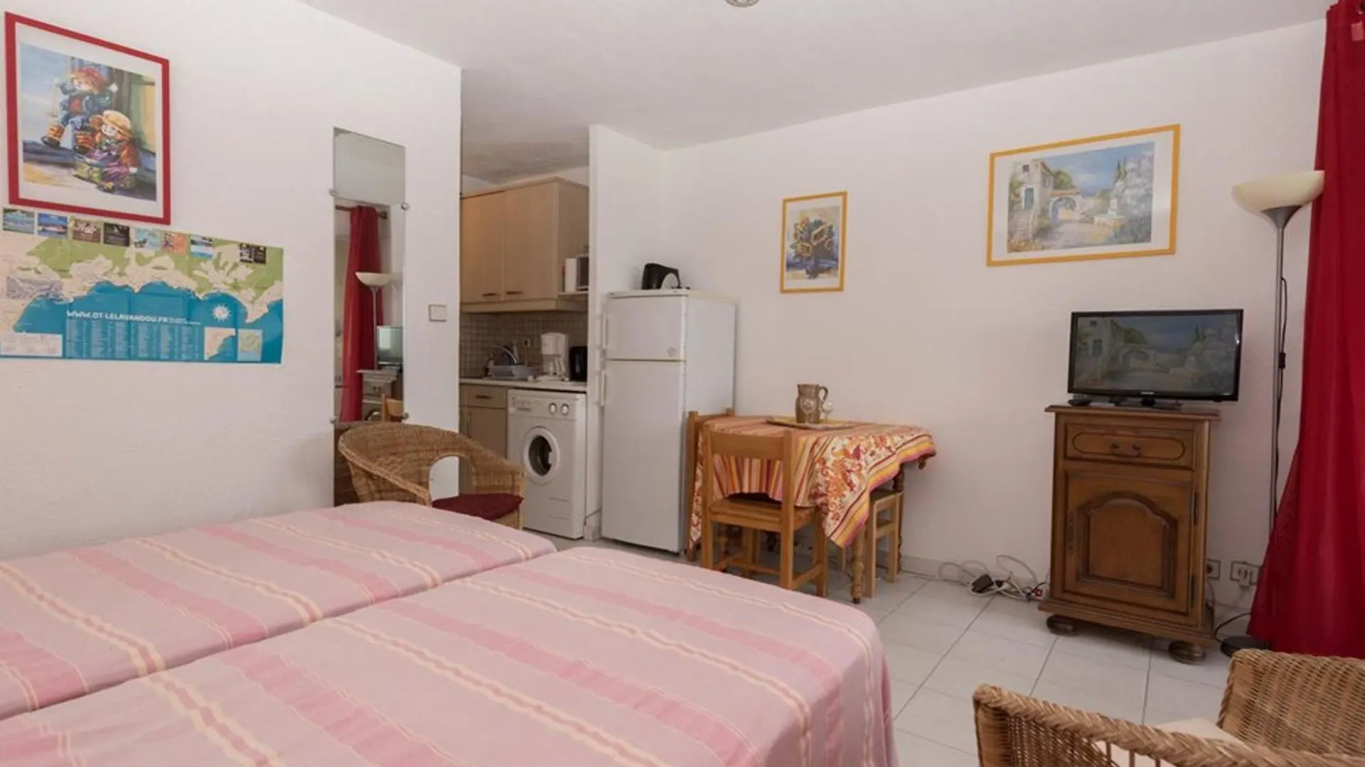 Studio + Cabine 4 Pers Avec Parking Et Wifi Au Lavandou - Fr-1-803-49 Le Lavandou Apartment